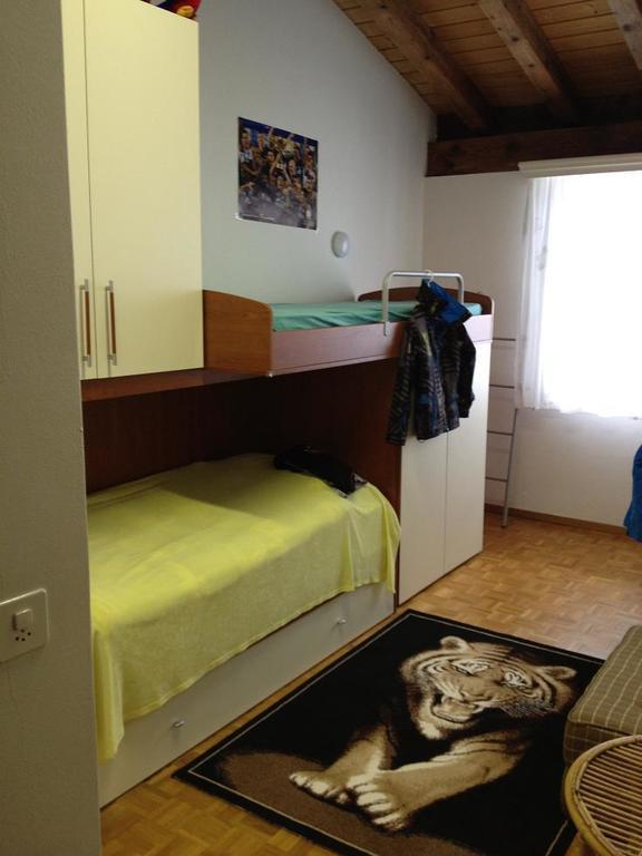 Apartment Plauncas Acletta Disentis Værelse billede